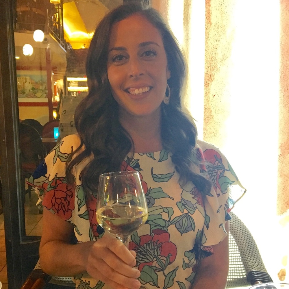 Meet your Posher, Alicia